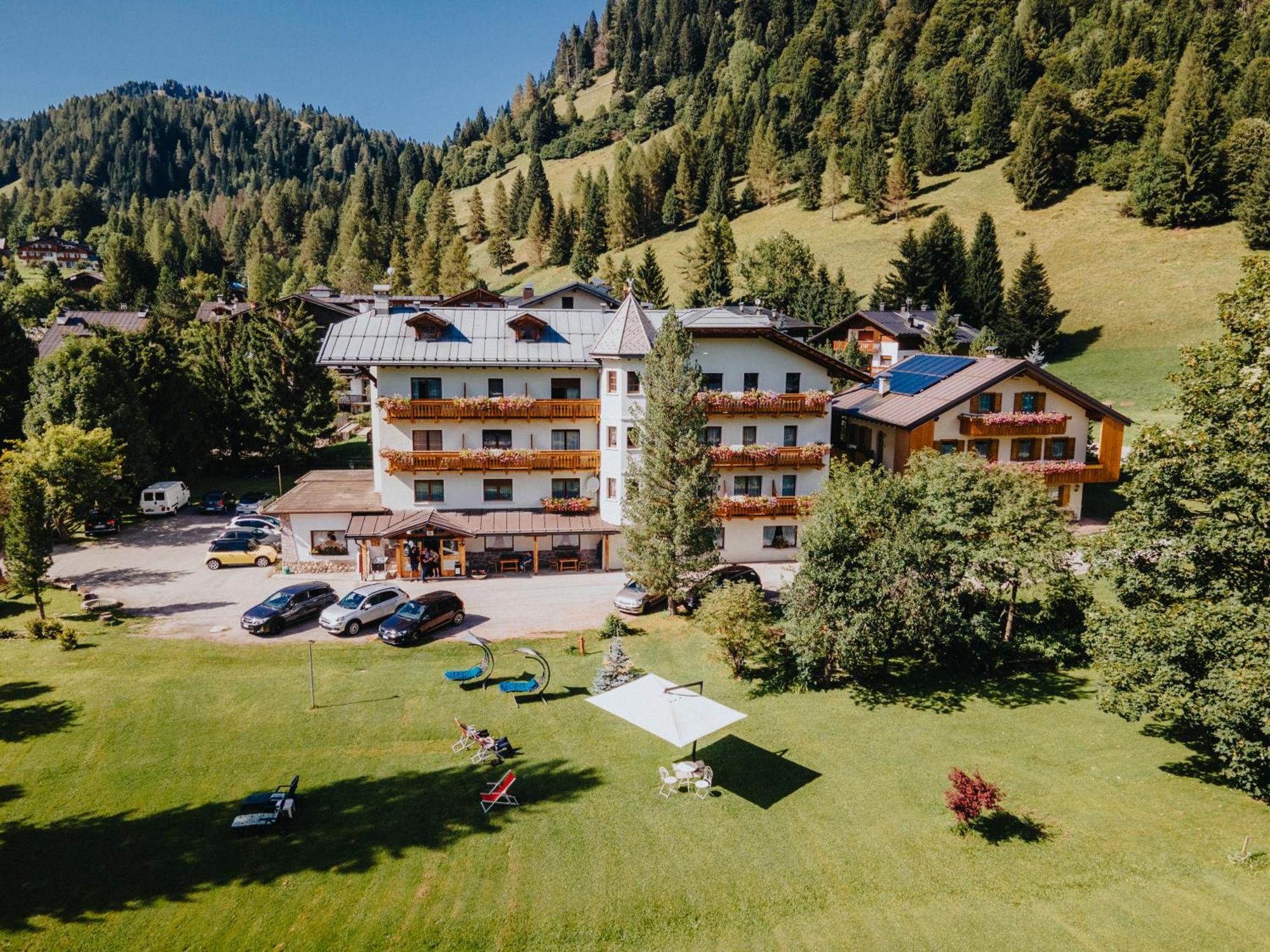 Hotel Edelweiss Вал ди Дзолдо Екстериор снимка